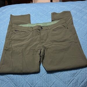 34 x 32 Weatheryproof vintage green jeans